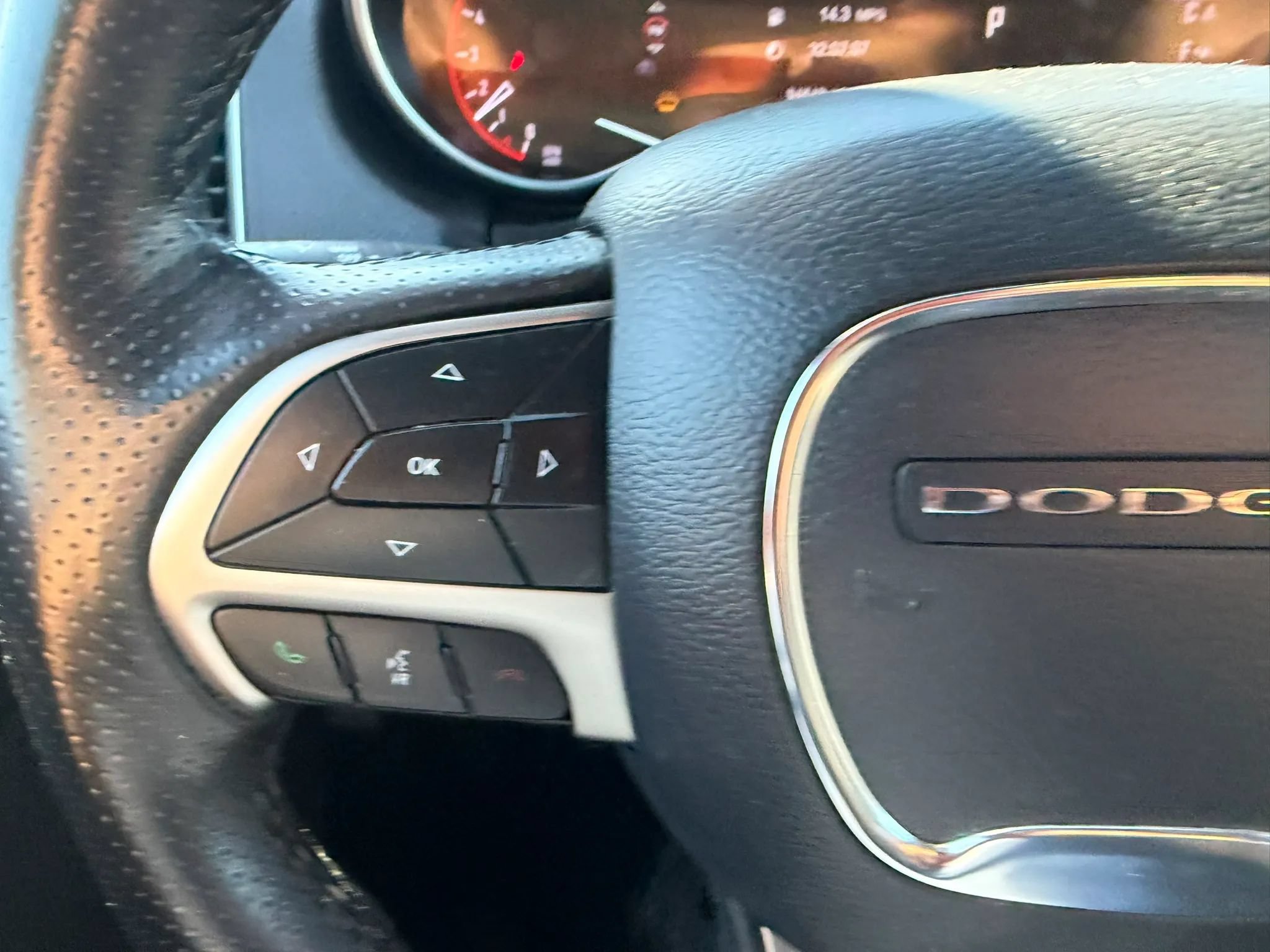 Used 2019 Dodge Durango SXT AWD/4WD image 13