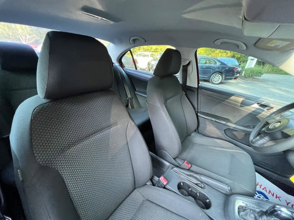 Used 2013 Volkswagen Jetta Sedan image 20