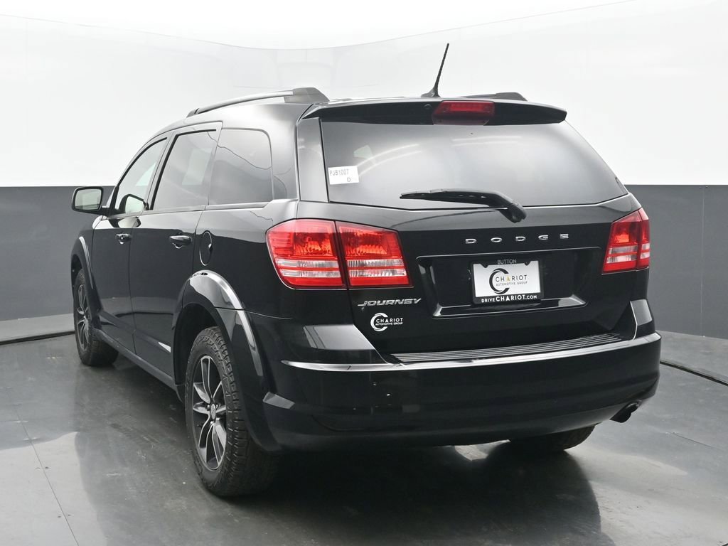 Used 2017 Dodge Journey SE w/ Flexible Seating Group image 4