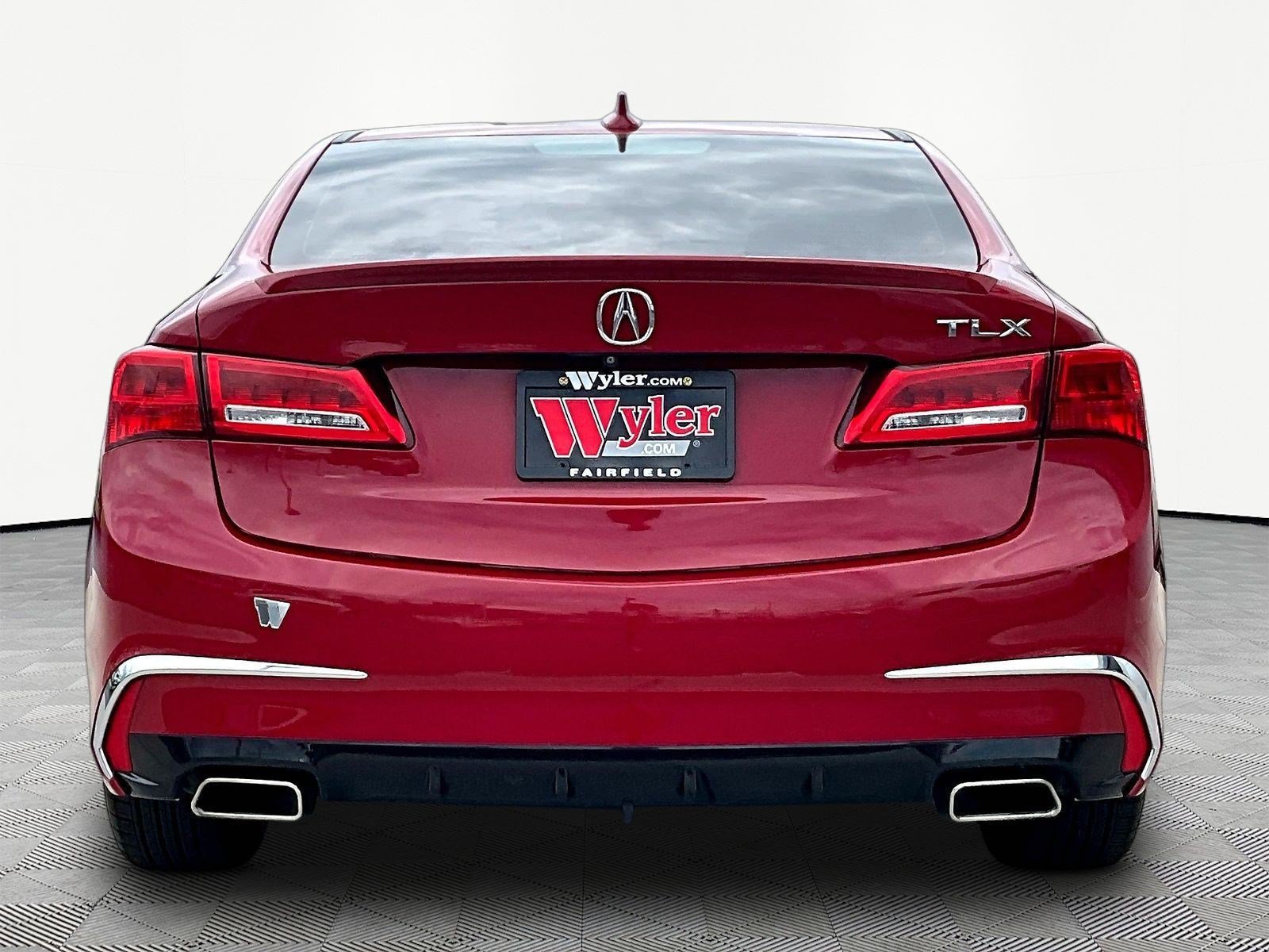 Used 2018 Acura TLX w/ Advance Package FWD image 5