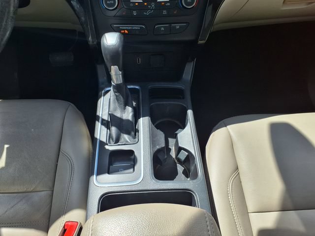 Used 2017 Ford Escape Titanium FWD image 34