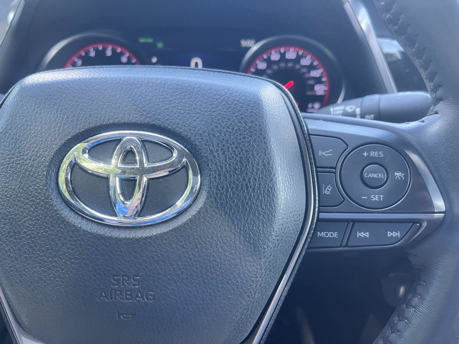 Used 2022 Toyota Camry XSE FWD image 37