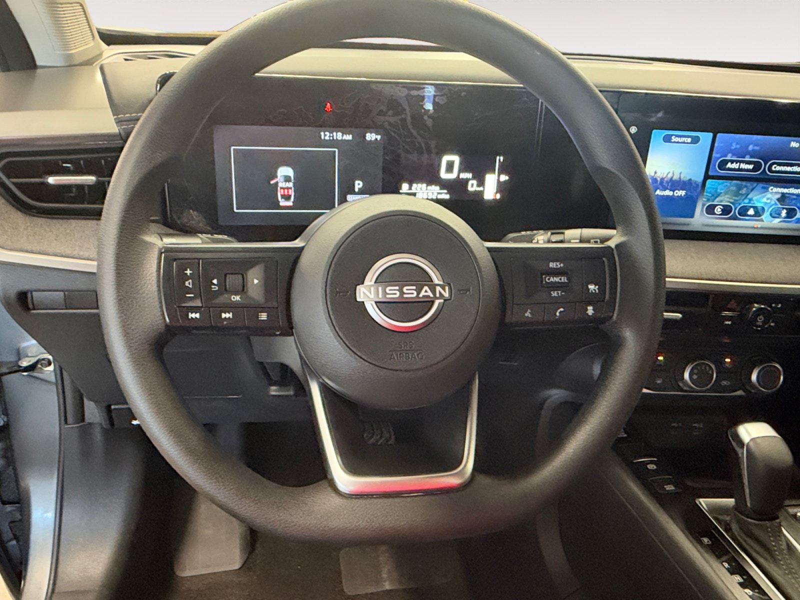 Used 2025 Nissan Kicks SV FWD image 15