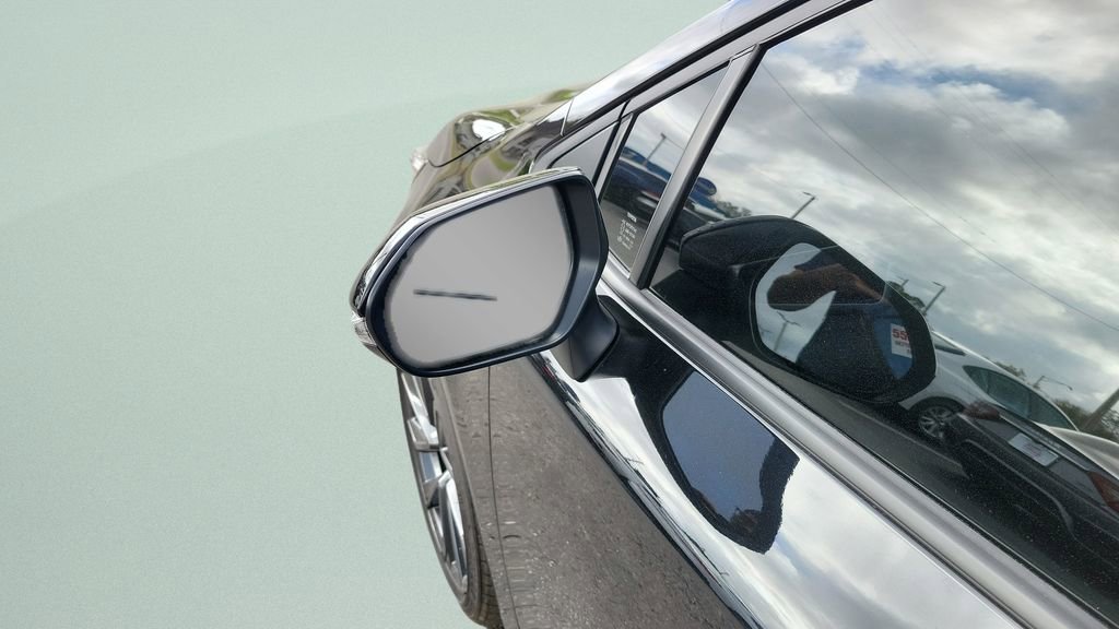 Used 2025 Toyota Corolla SE image 19