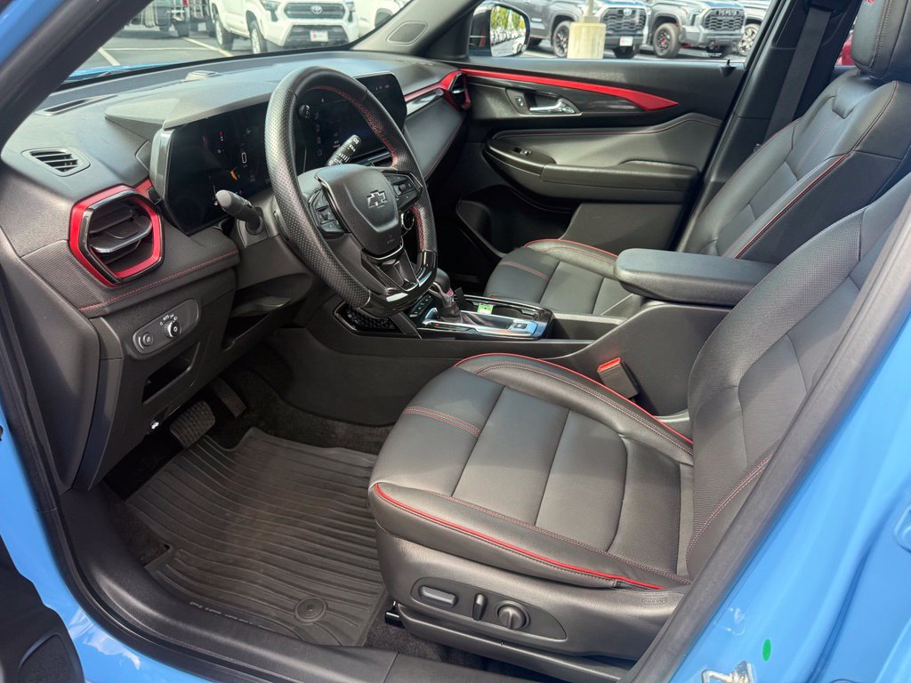 Used 2024 Chevrolet TrailBlazer RS w/ Convenience Package AWD/4WD image 14