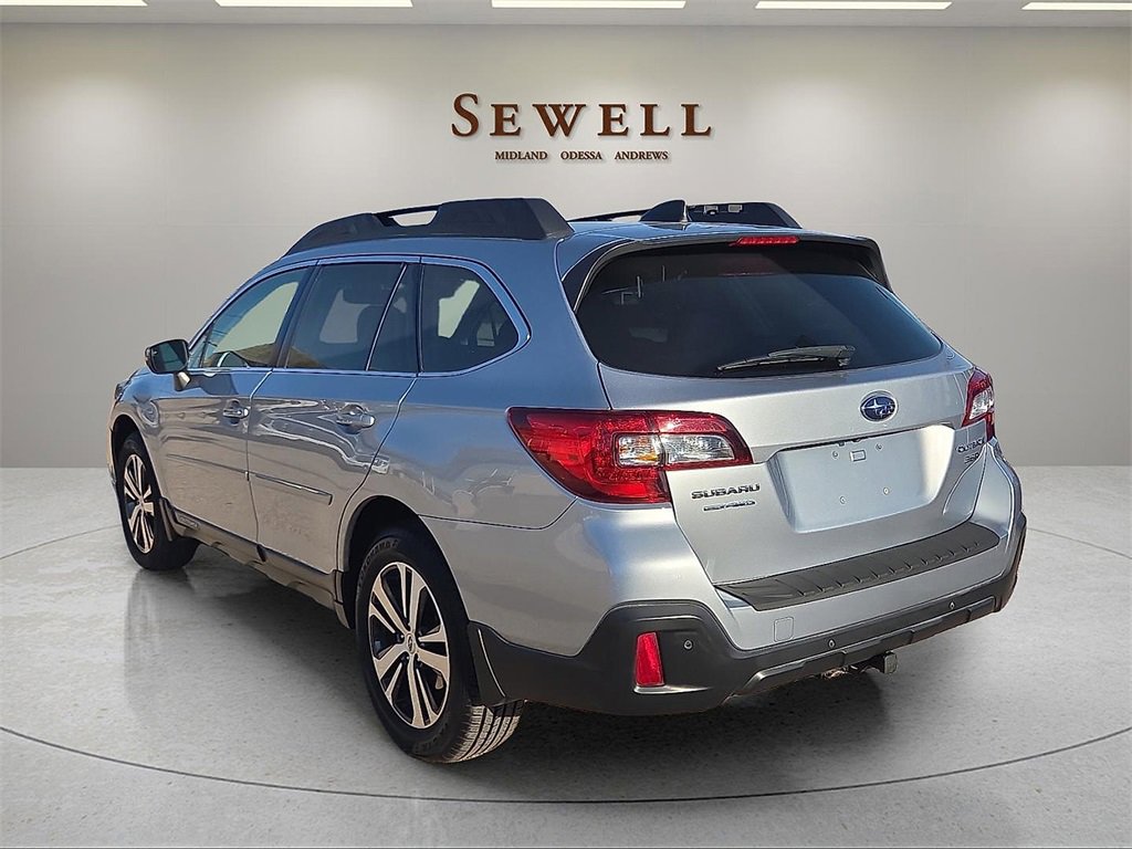 Used 2018 Subaru Outback 3.6R Limited image 3