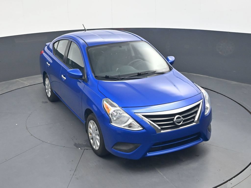 Used 2015 Nissan Versa SV FWD image 29
