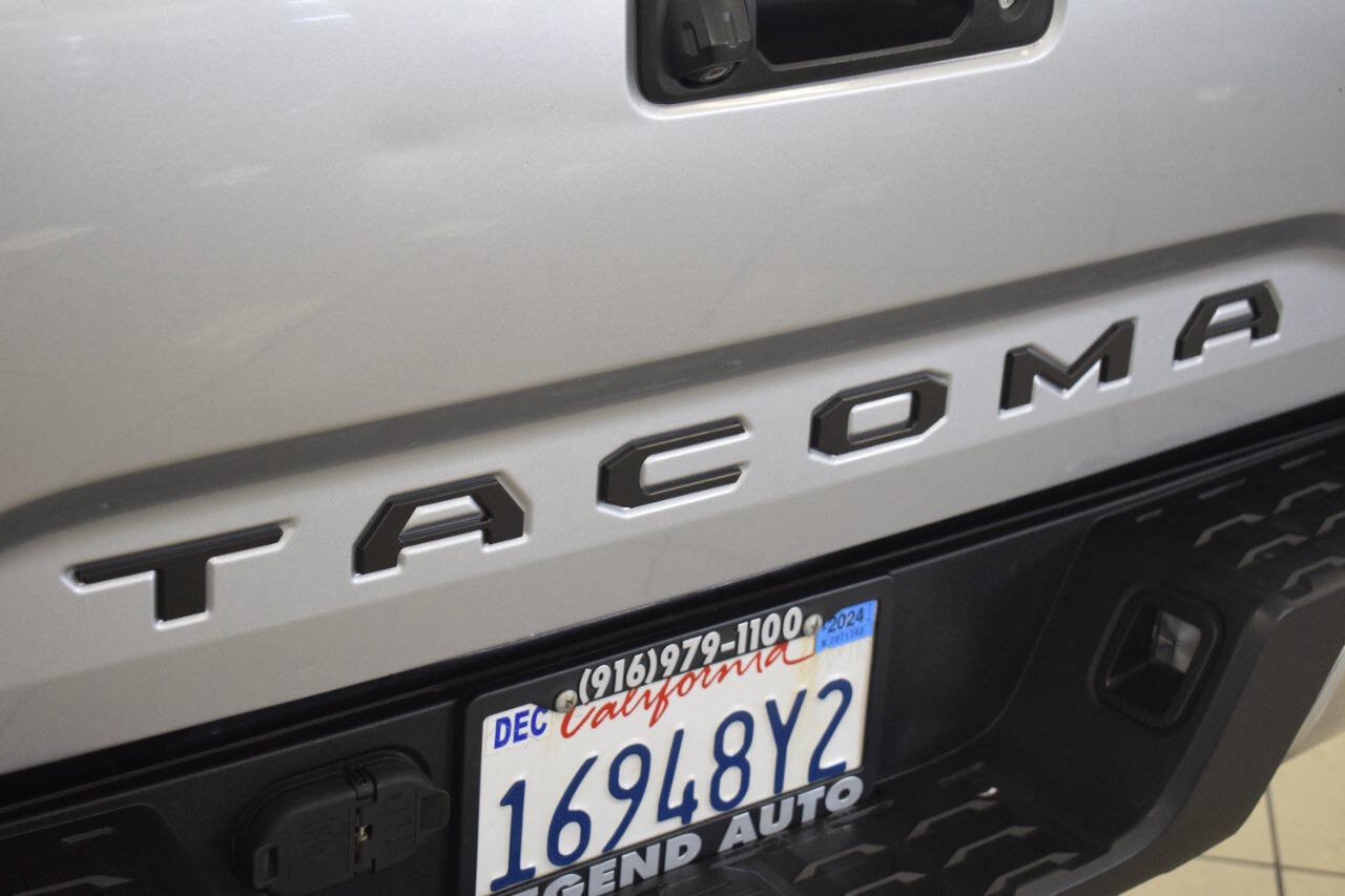 Used 2017 Toyota Tacoma TRD Off-Road image 35