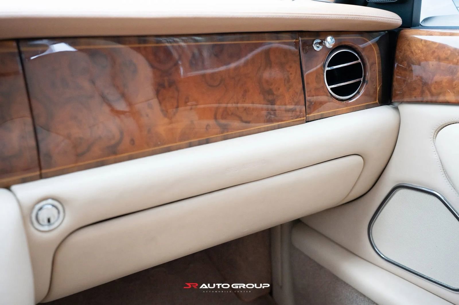 Used 2000 Rolls-Royce Silver Seraph image 17