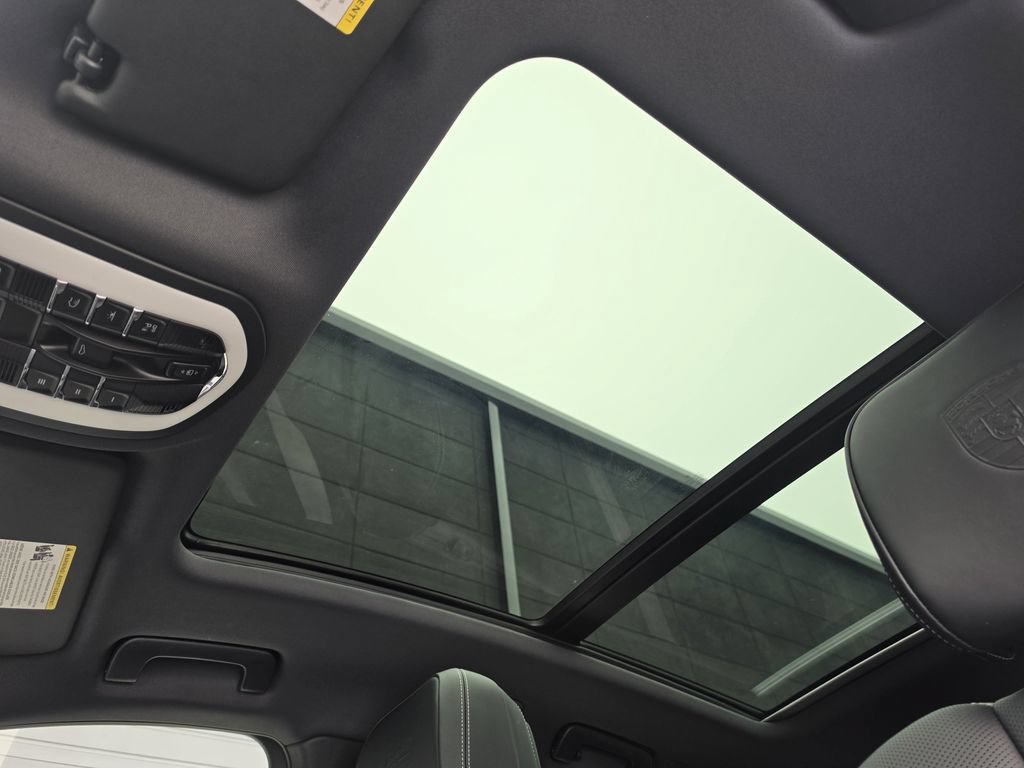 New 2026 Porsche Macan S AWD/4WD image 15