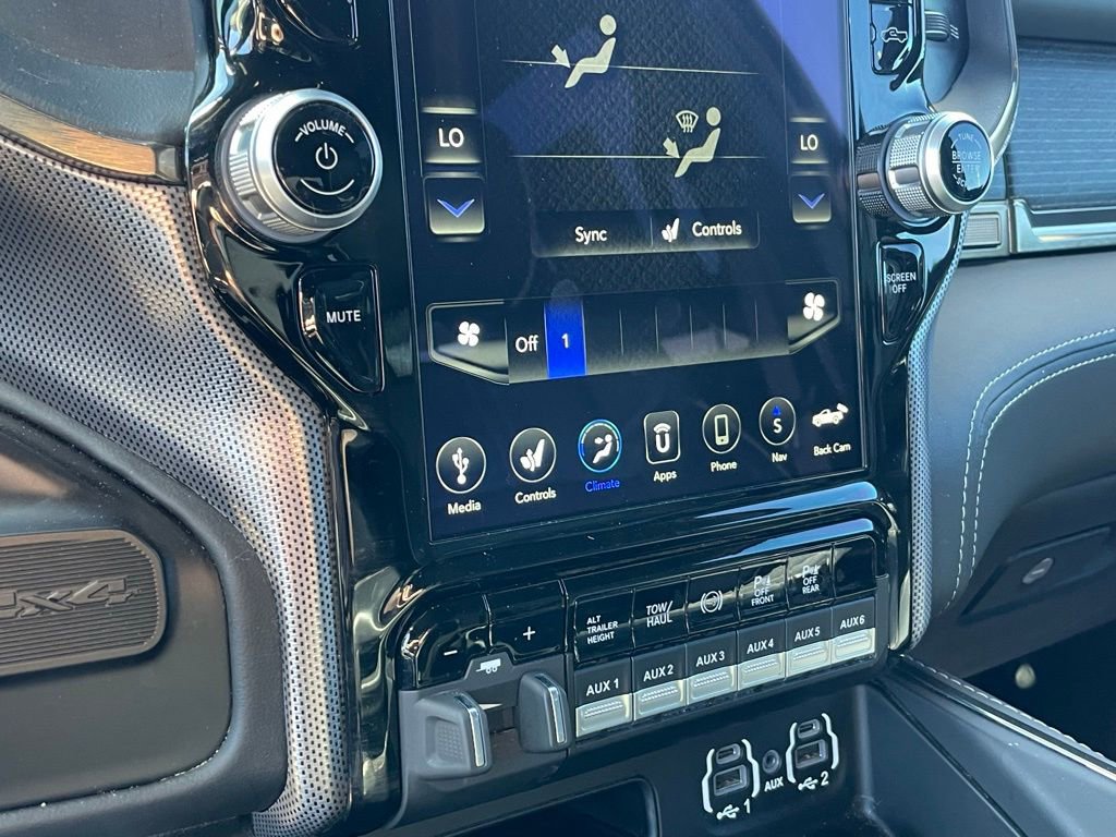 Used 2021 RAM 3500 Limited AWD/4WD image 17