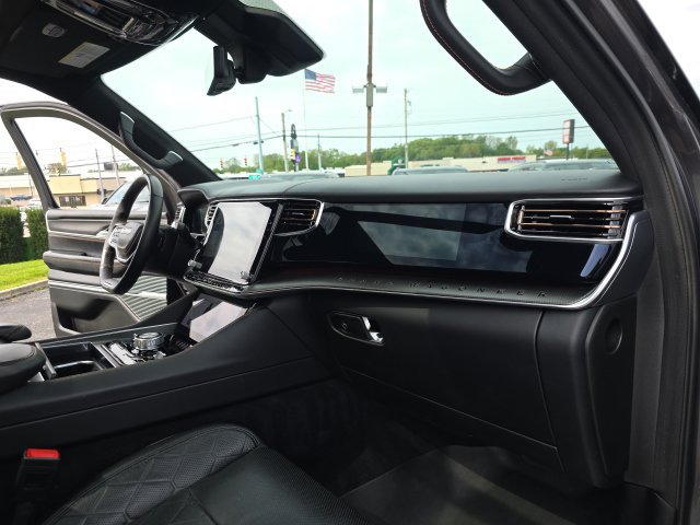 Used 2025 Jeep Grand Wagoneer L Series III w/ Rear Seat Video Group 1 AWD/4WD image 59