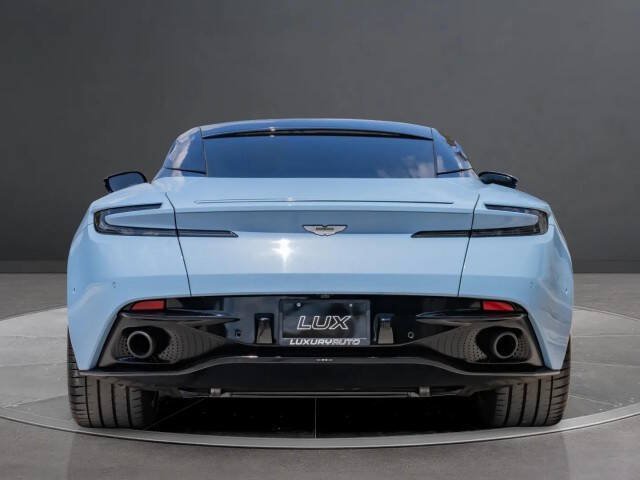 Used 2017 Aston Martin DB11 V12 RWD image 4