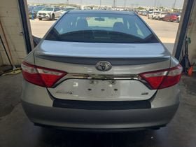 Used 2016 Toyota Camry SE FWD image 6