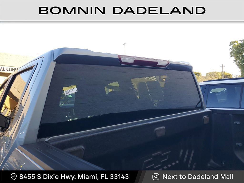 Used 2025 Chevrolet Silverado 1500 RST w/ Z71 Off-Road Package image 5