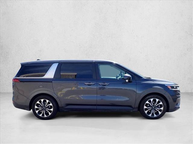 Used 2024 Kia Carnival EX FWD image 9