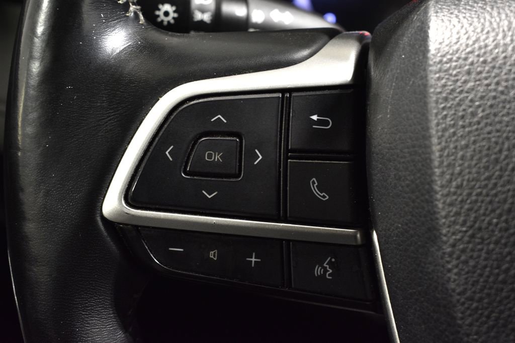 Used 2023 Toyota Highlander XLE image 19