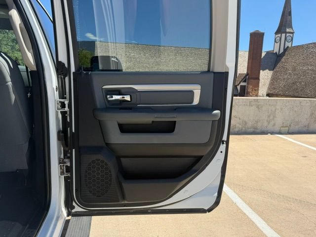 Used 2014 RAM 2500 SLT w/ Luxury Group AWD/4WD image 18