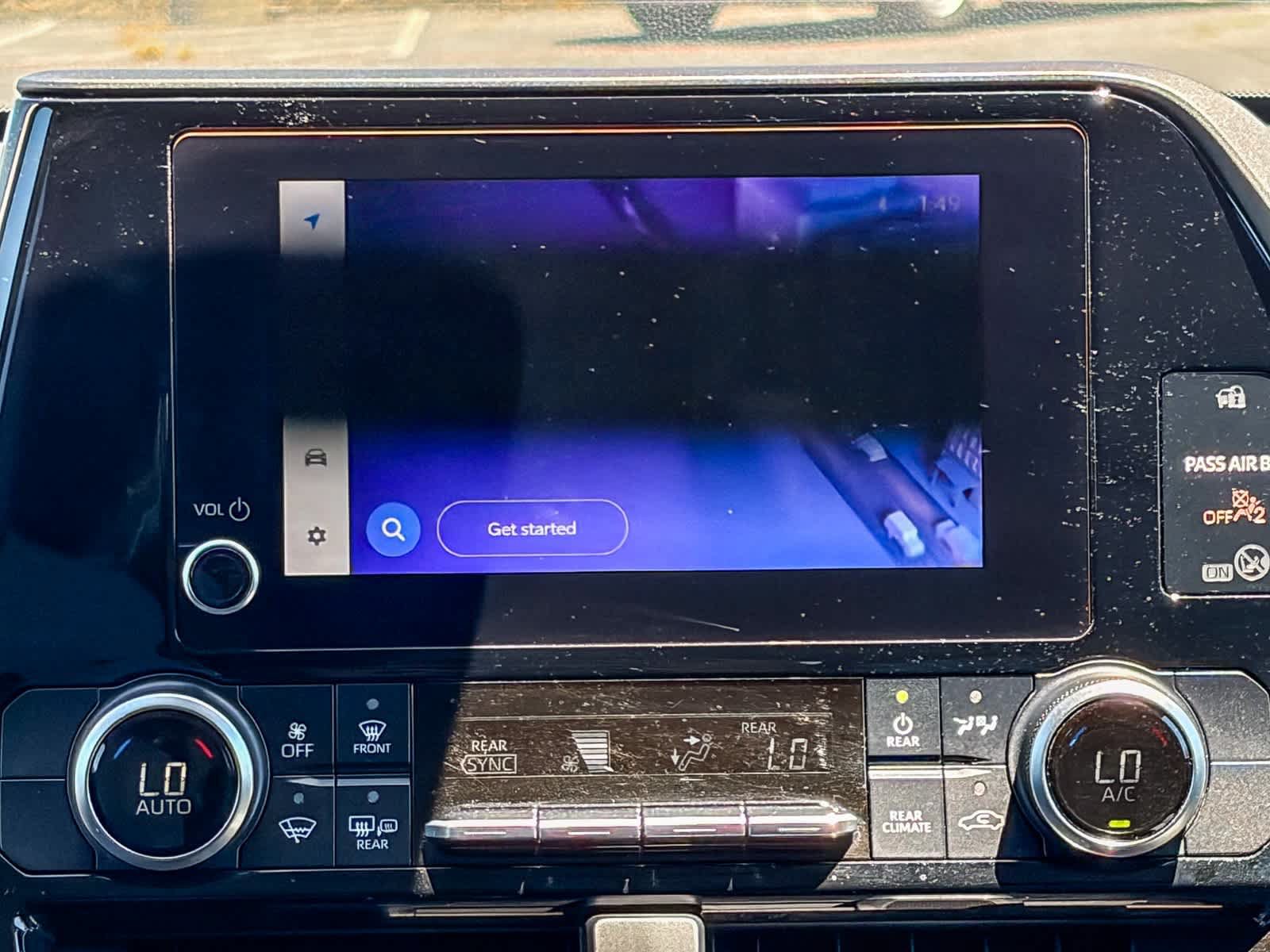 Used 2024 Toyota Highlander LE FWD image 13