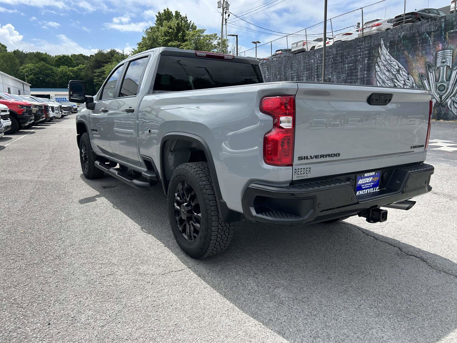 Used 2025 Chevrolet Silverado 2500 Custom w/ Custom Value Package AWD/4WD image 5