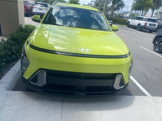 Used 2024 Hyundai Kona SEL image 4
