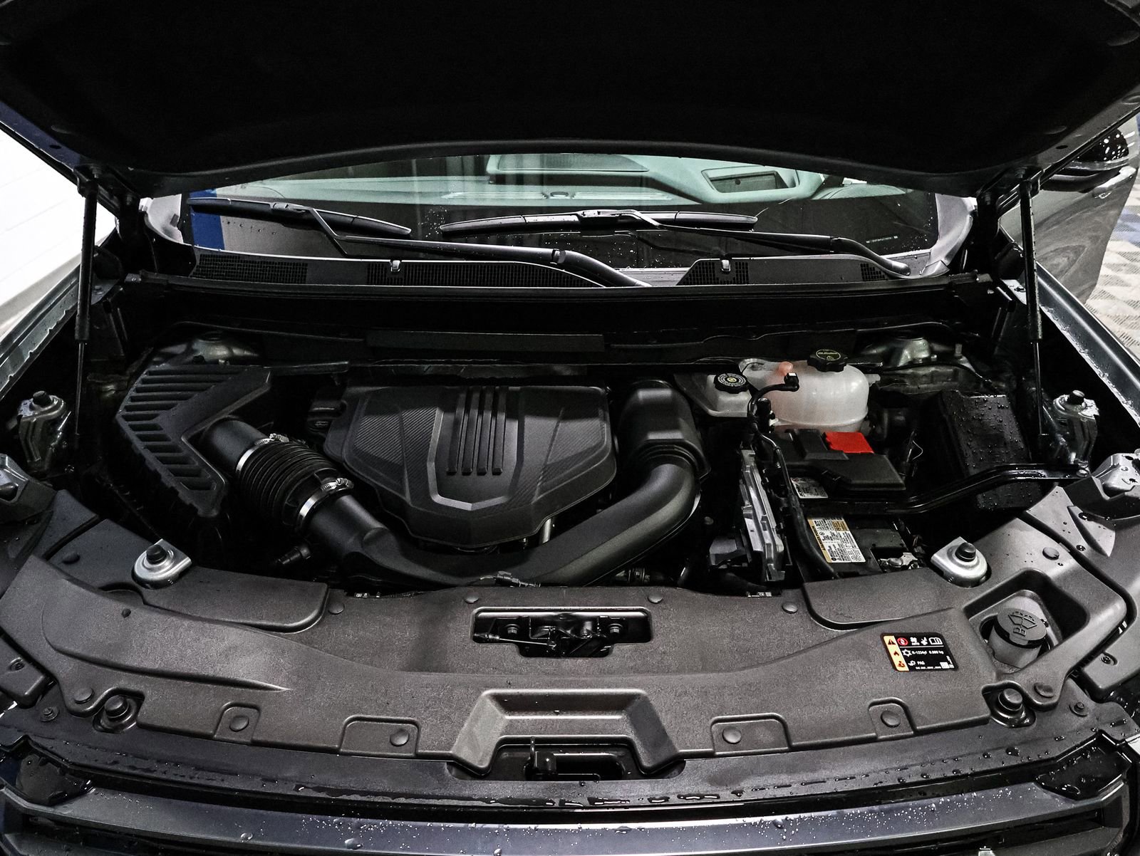 New 2026 GMC Acadia AT4 w/ Super Cruise Package image 16