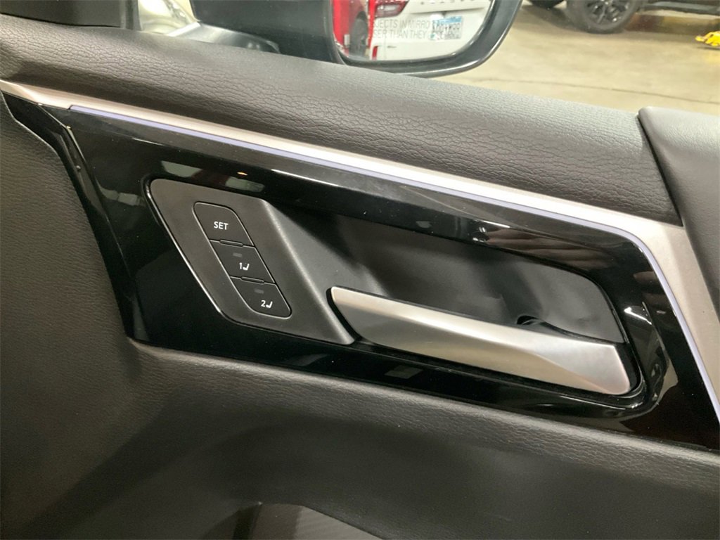 Used 2023 Mitsubishi Outlander SEL image 17