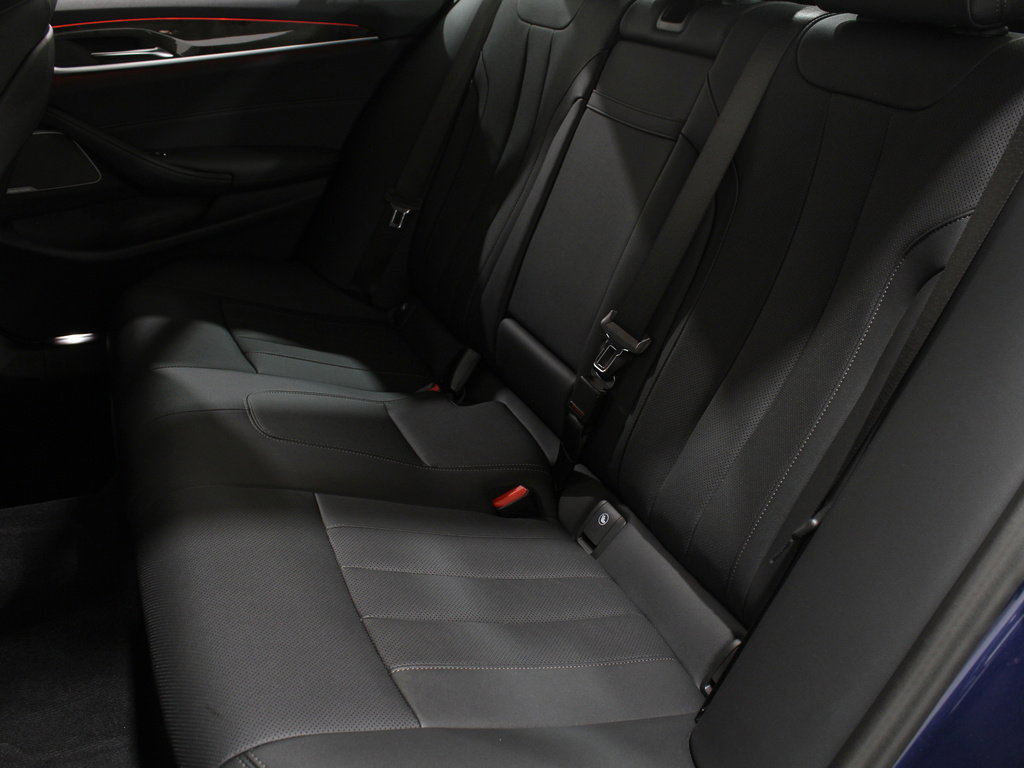 Certified 2023 BMW 530i xDrive 530i xDrive w/ Premium Package image 20