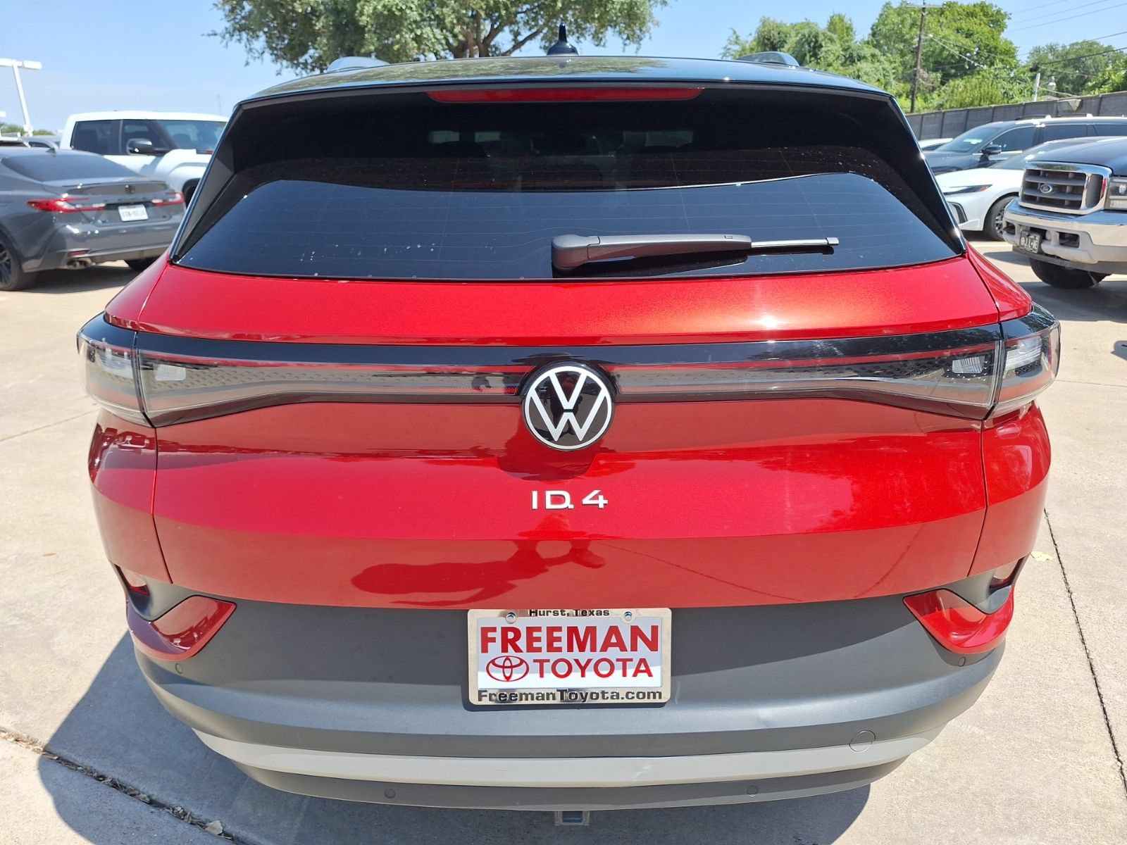 Used 2022 Volkswagen ID.4 Pro S AWD/4WD image 5