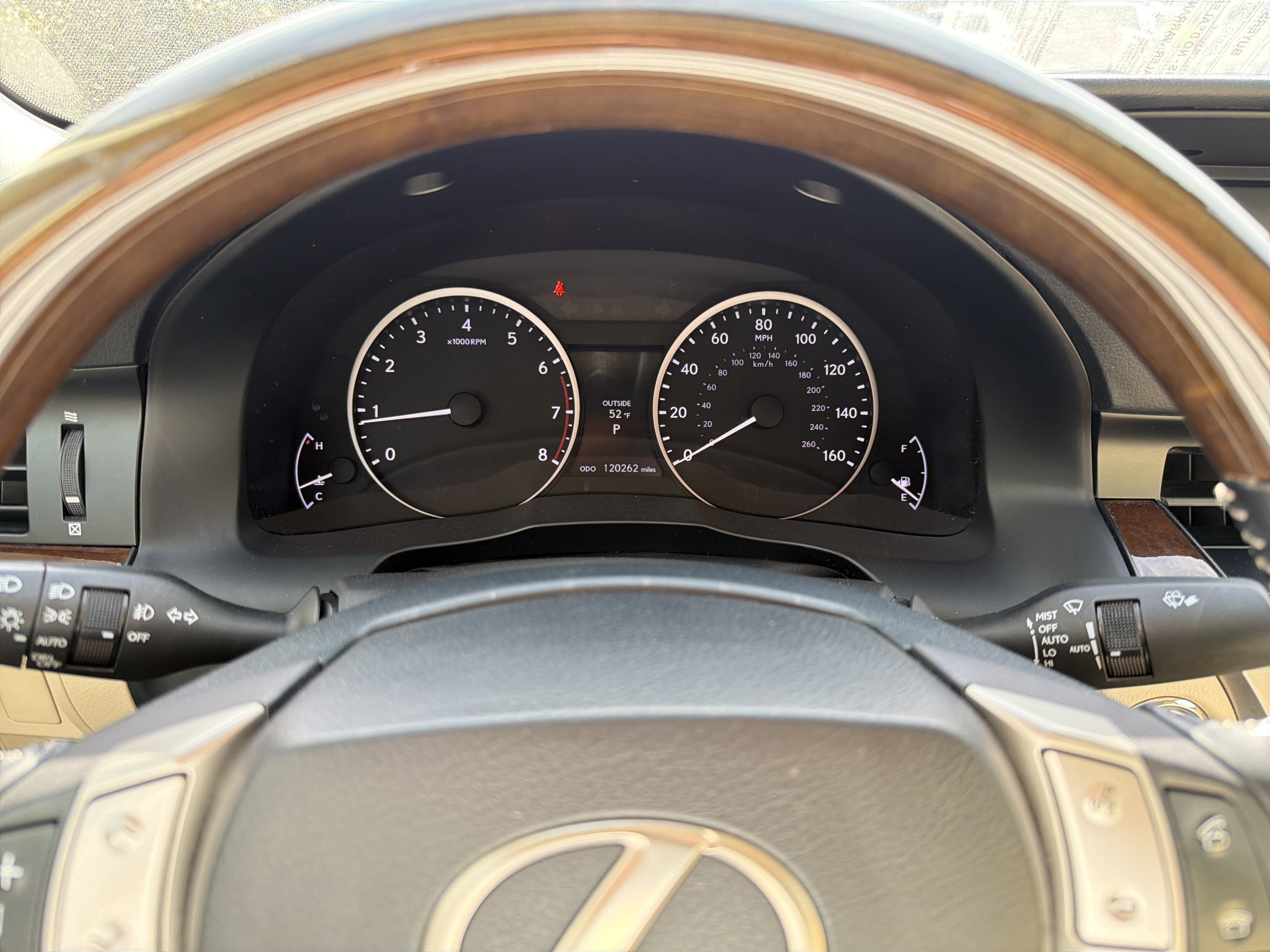 Used 2014 Lexus ES 350 4dr Car w/ Premium Package image 34