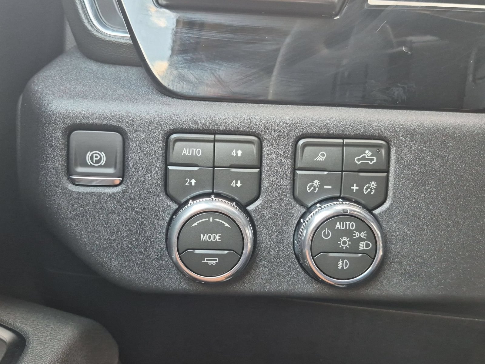 New 2026 GMC Sierra 1500 SLT AWD/4WD image 16