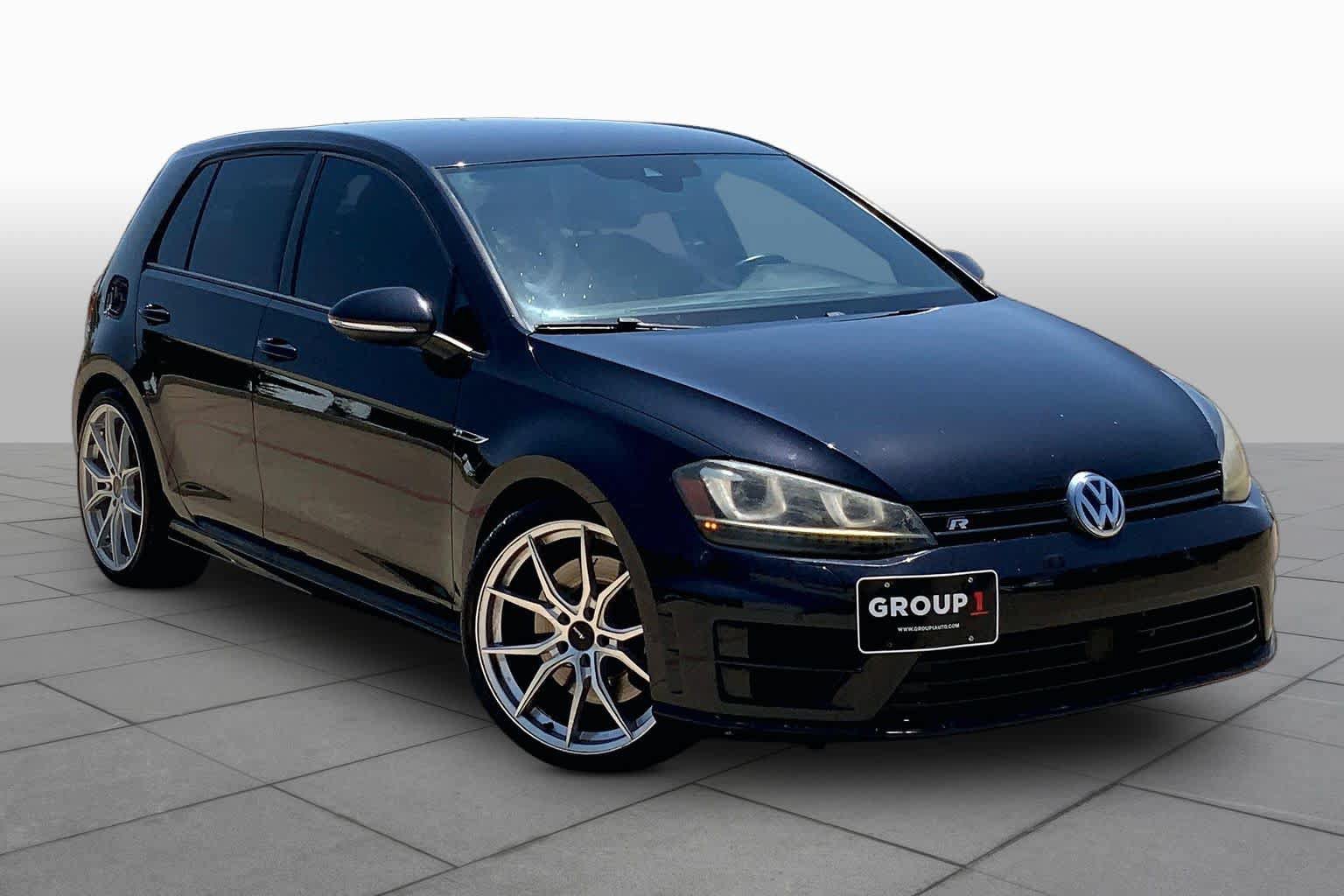 Used 2017 Volkswagen Golf R 4-Door AWD/4WD image 3