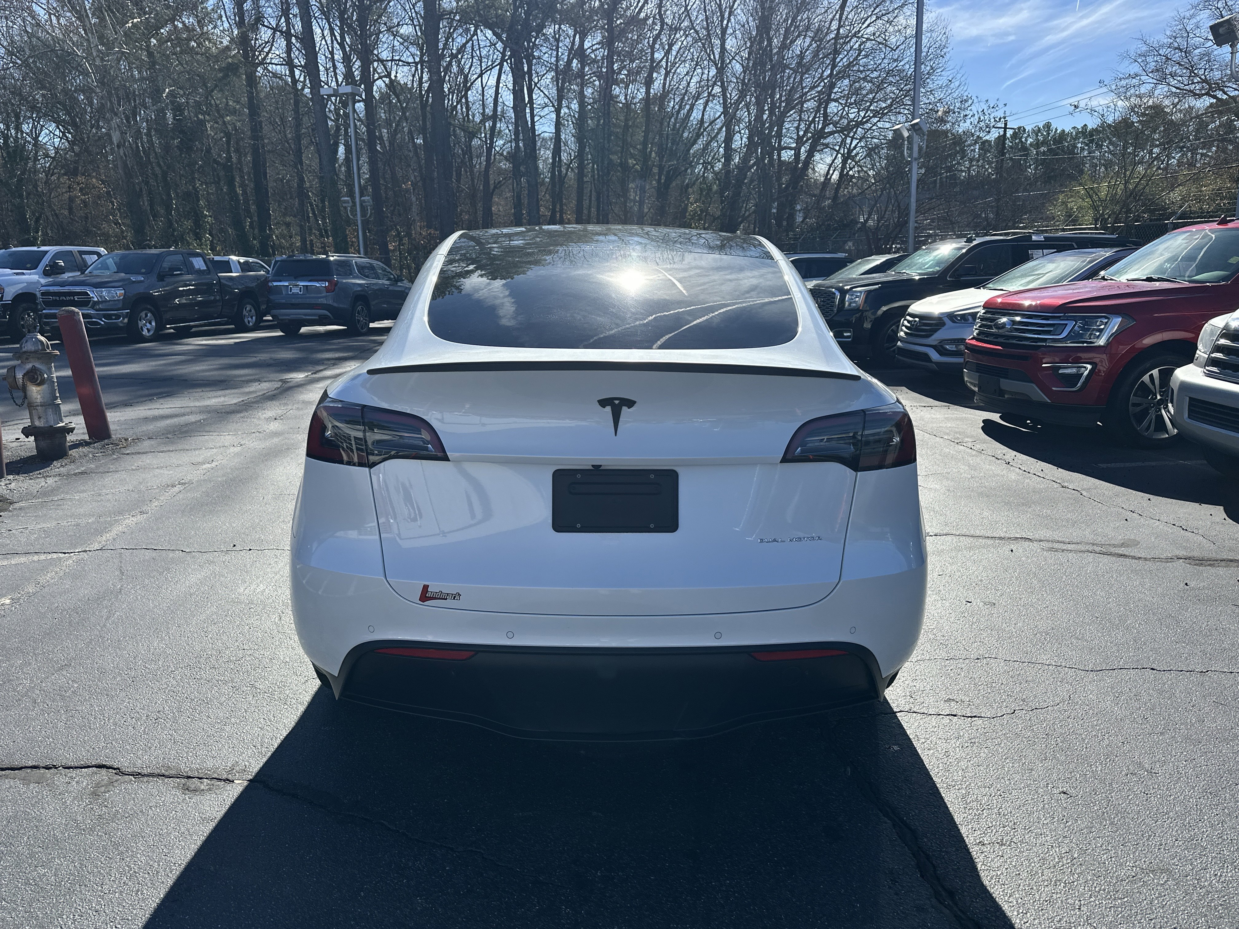Used 2022 Tesla Model Y Long Range image 8