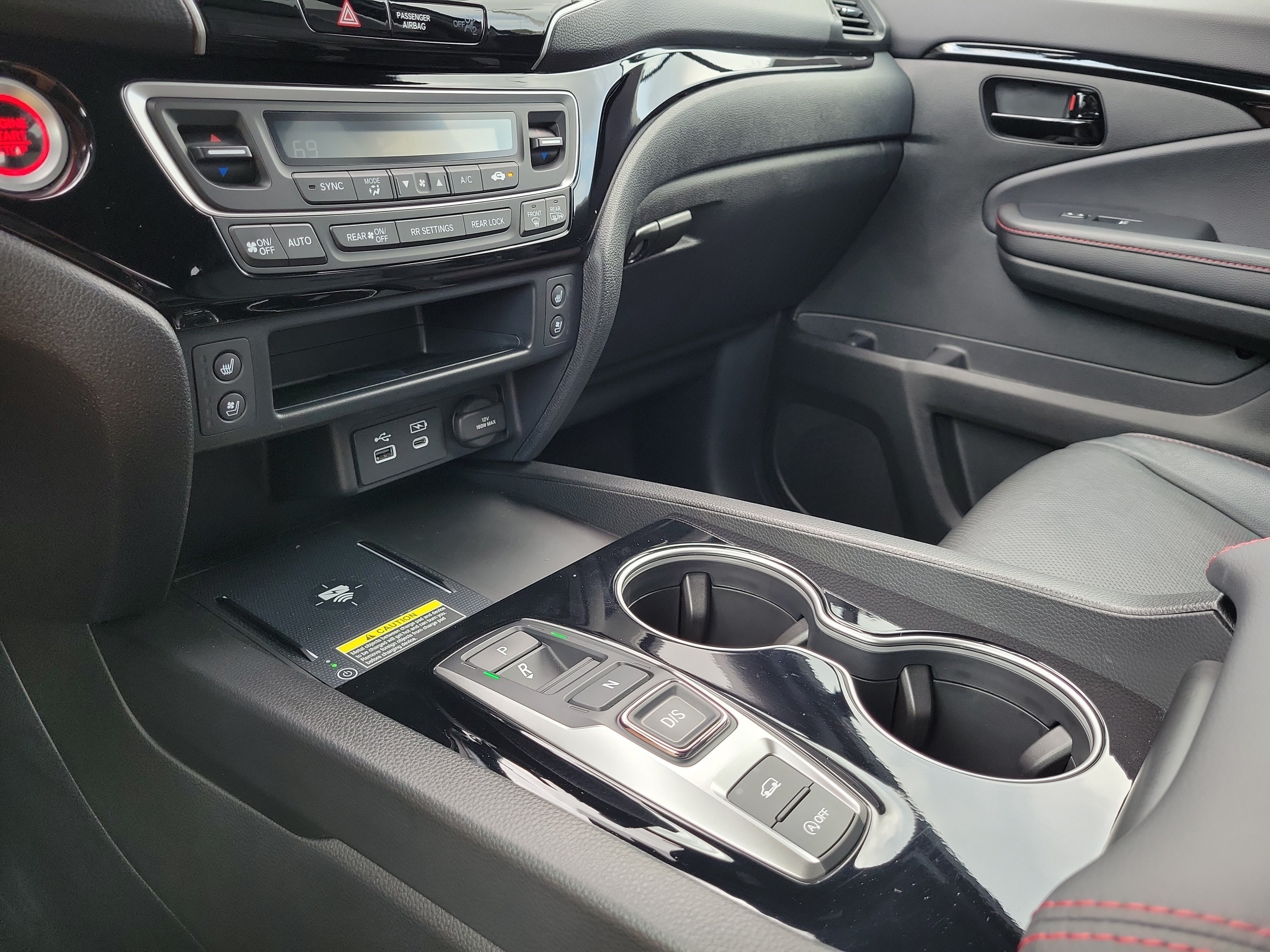 Used 2024 Honda Passport Black Edition image 28