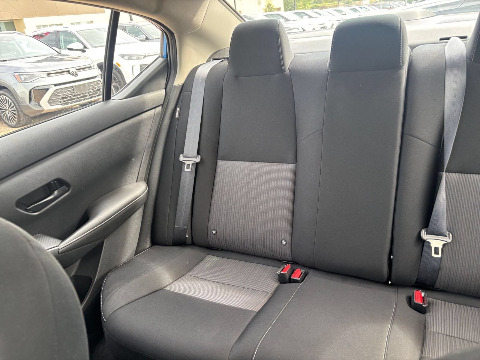 Used 2025 Nissan Sentra SV FWD image 36