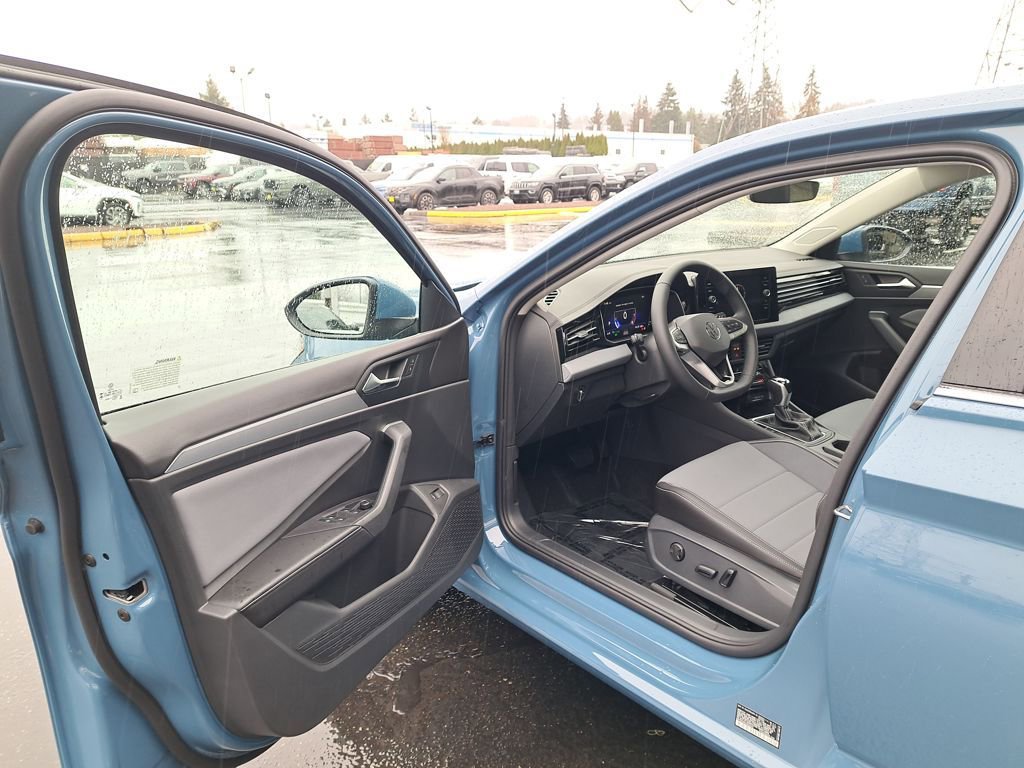 New 2026 Volkswagen Jetta SE image 10