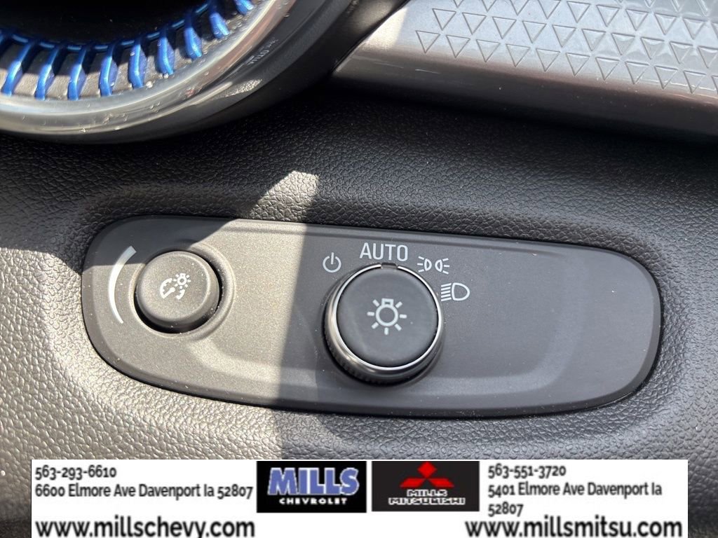 Used 2024 Chevrolet Trax LT w/ Driver Confidence Package FWD image 25