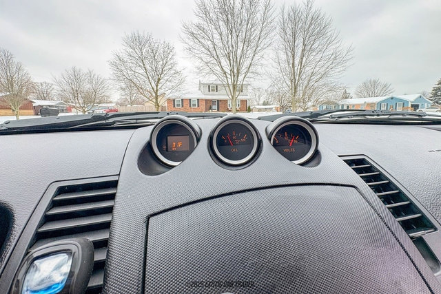 Used 2007 Nissan 350Z Touring RWD image 30
