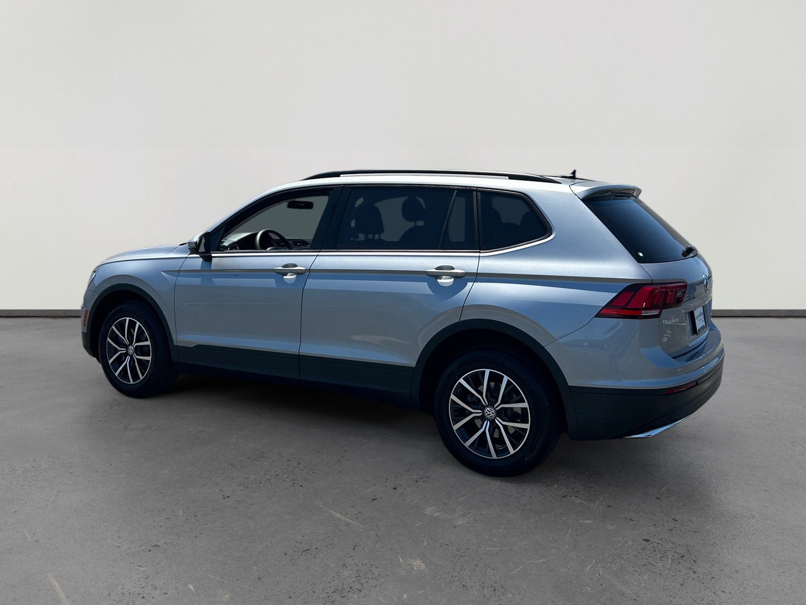 Certified 2021 Volkswagen Tiguan S FWD image 3