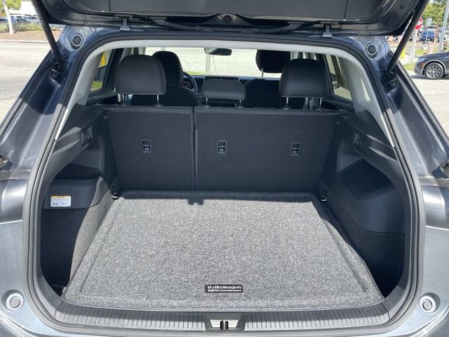 Used 2025 Volkswagen Tiguan S image 23