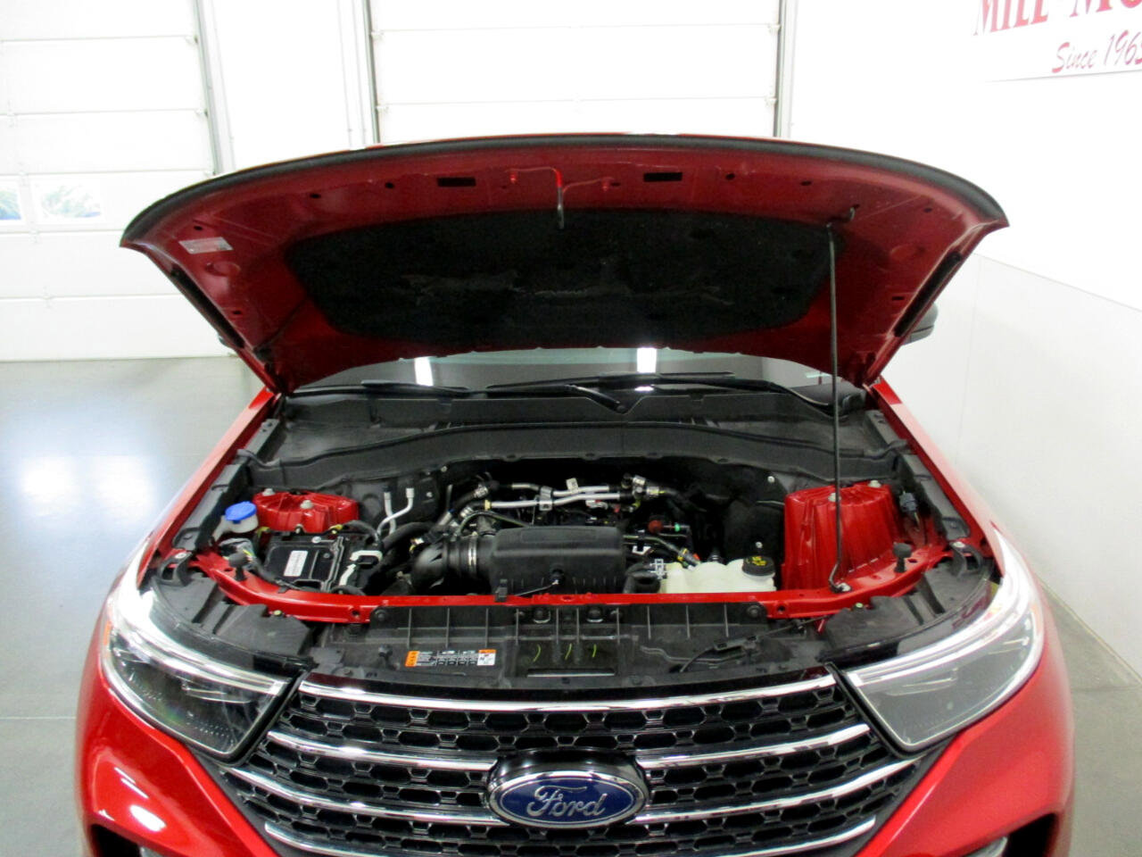 Used 2021 Ford Explorer XLT w/ Equipment Group 202A image 30