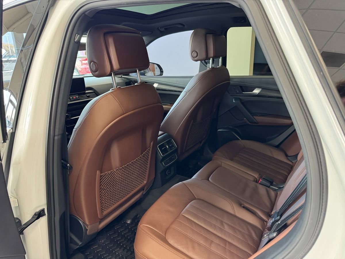 Used 2018 Audi Q5 2.0T Premium Plus w/ Premium Plus Package AWD/4WD image 45