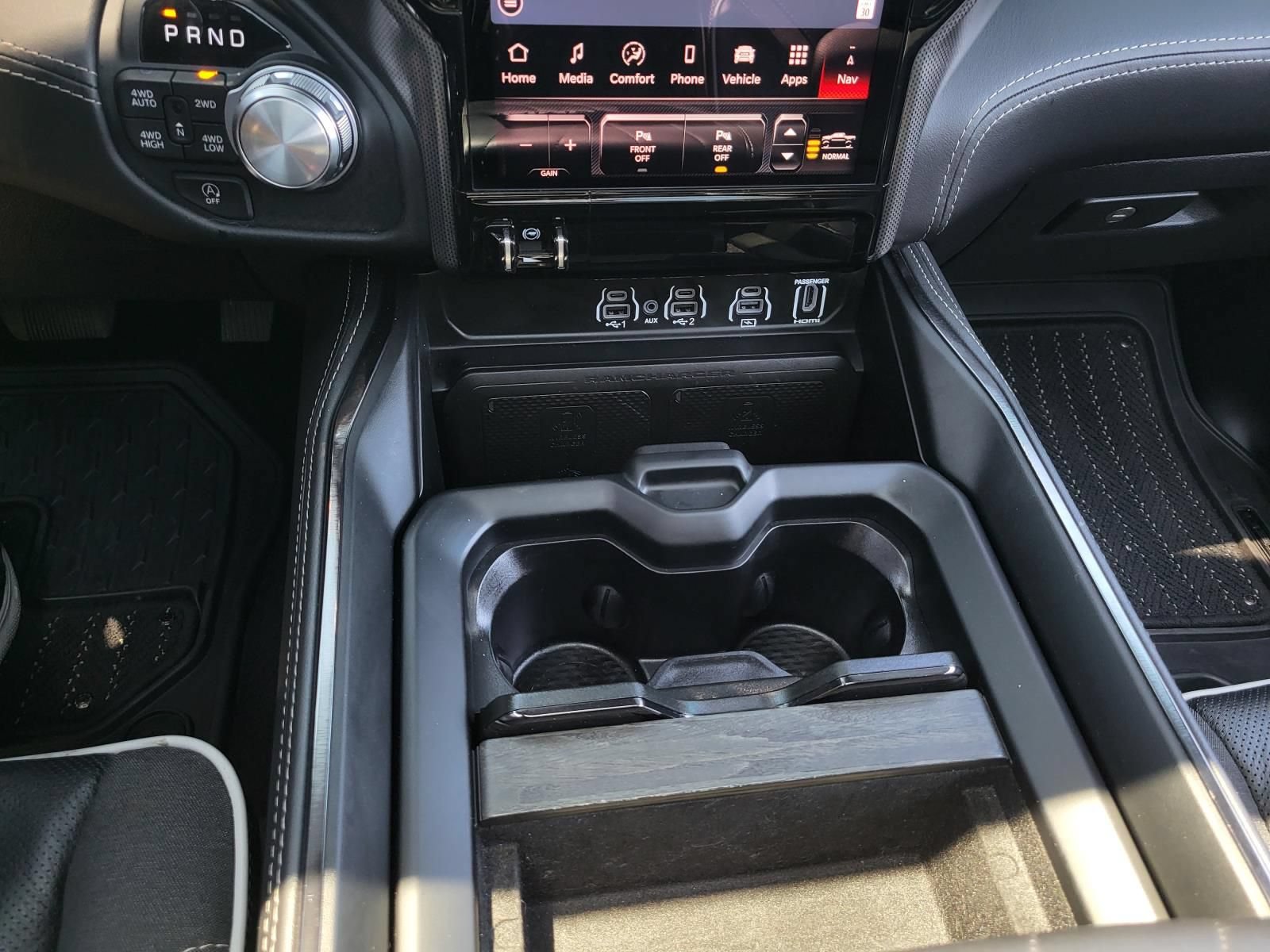 Used 2025 RAM 1500 Limited AWD/4WD image 30