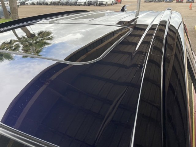 Used 2021 Toyota RAV4 Limited image 11