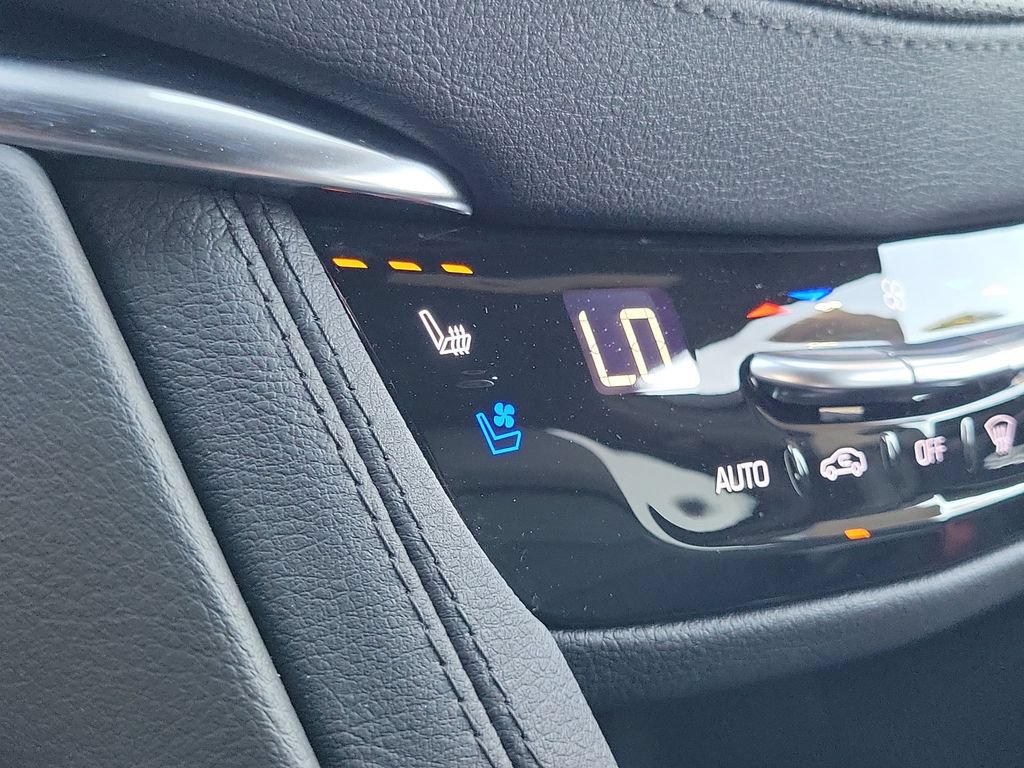 Used 2026 Cadillac XT5 Premium Luxury w/ Driver Assist Package FWD image 35