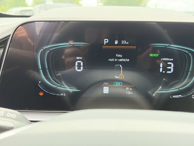 New 2026 Kia Niro EX FWD image 24