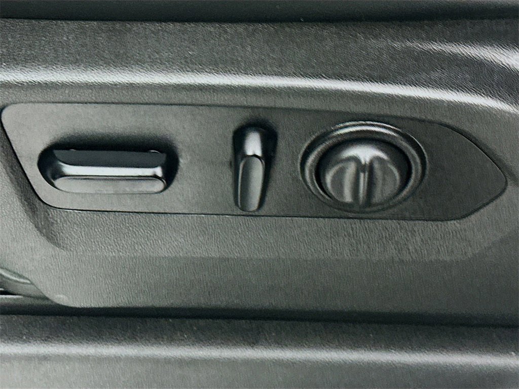 Used 2021 Chevrolet Silverado 2500 High Country w/ Z71 Off-Road Package image 21