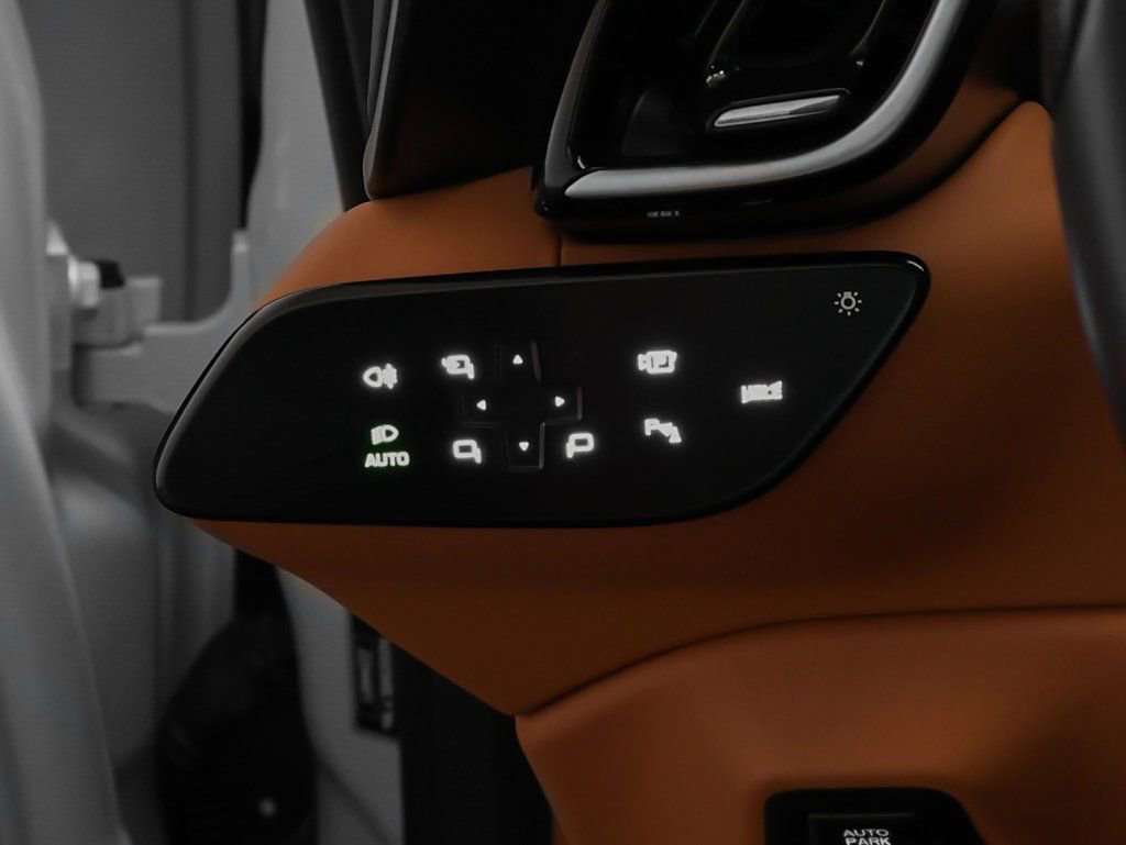 Certified 2024 Ferrari Roma Spider image 46