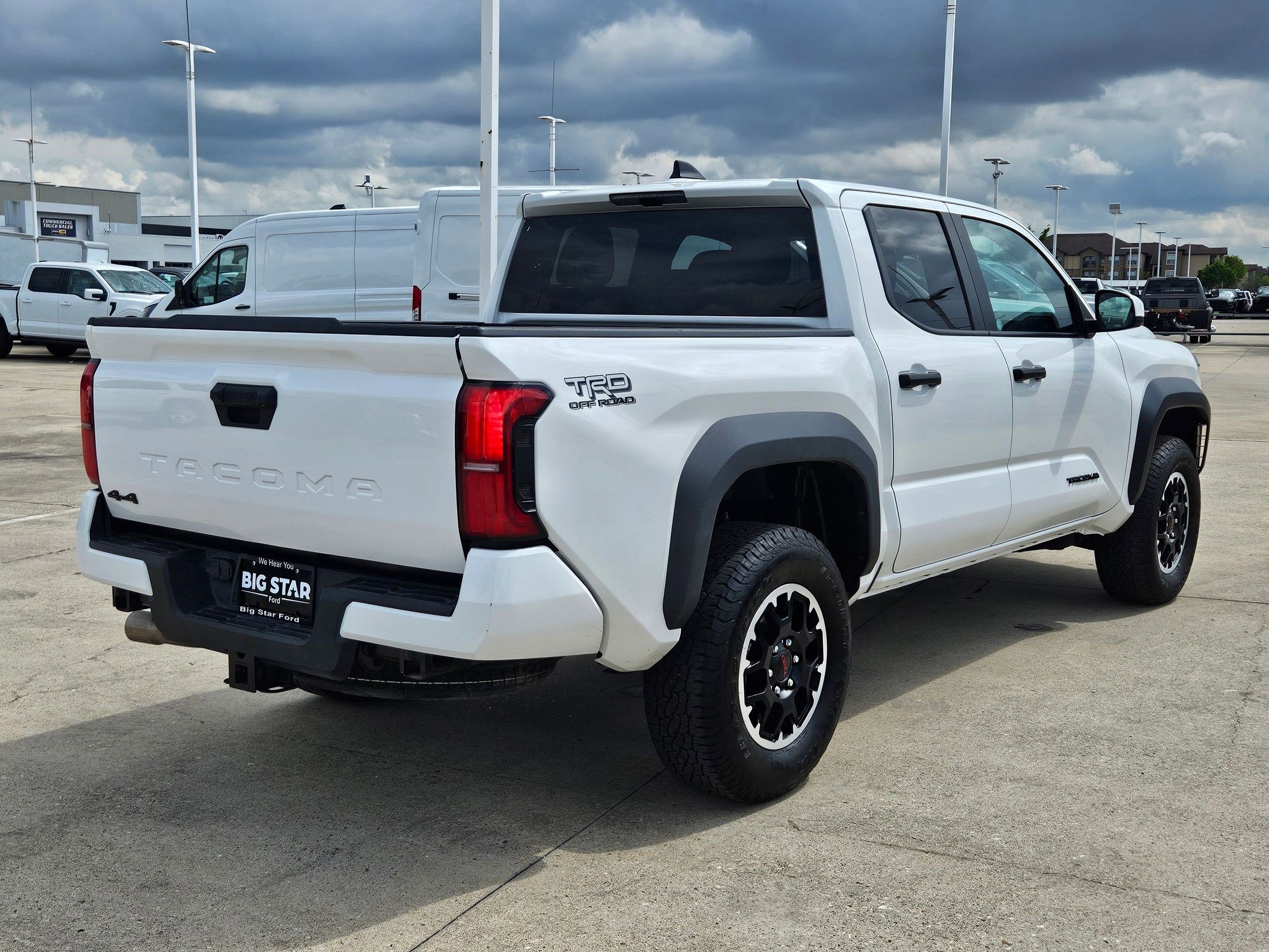 Used 2024 Toyota Tacoma TRD Off-Road AWD/4WD image 3