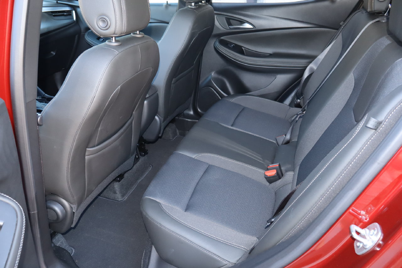 Used 2024 Buick Encore GX Preferred FWD image 5